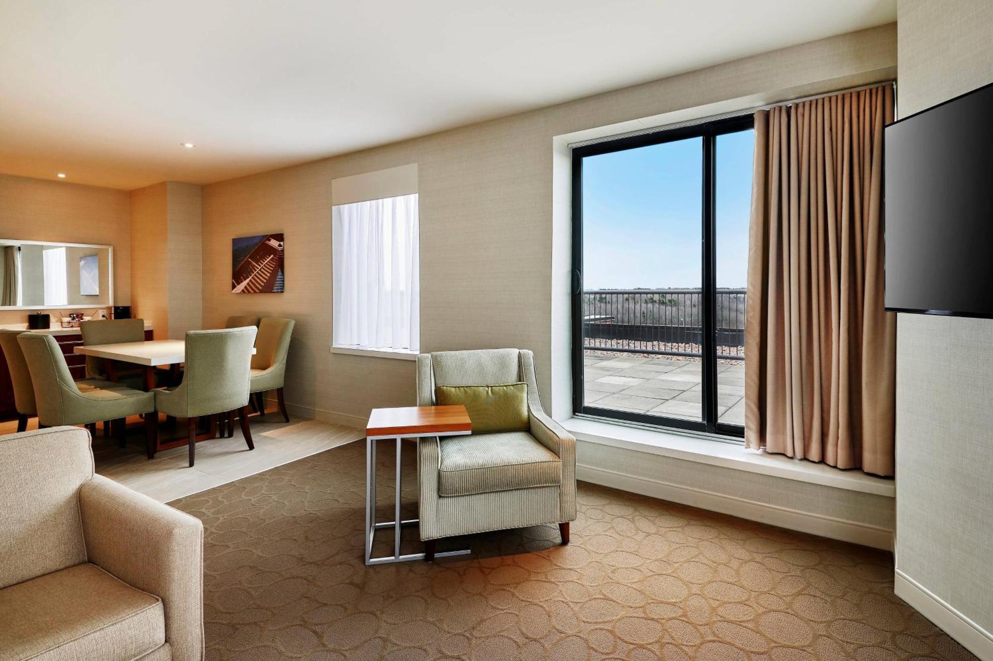 Delta Hotels By Marriott Dartmouth Zewnętrze zdjęcie
