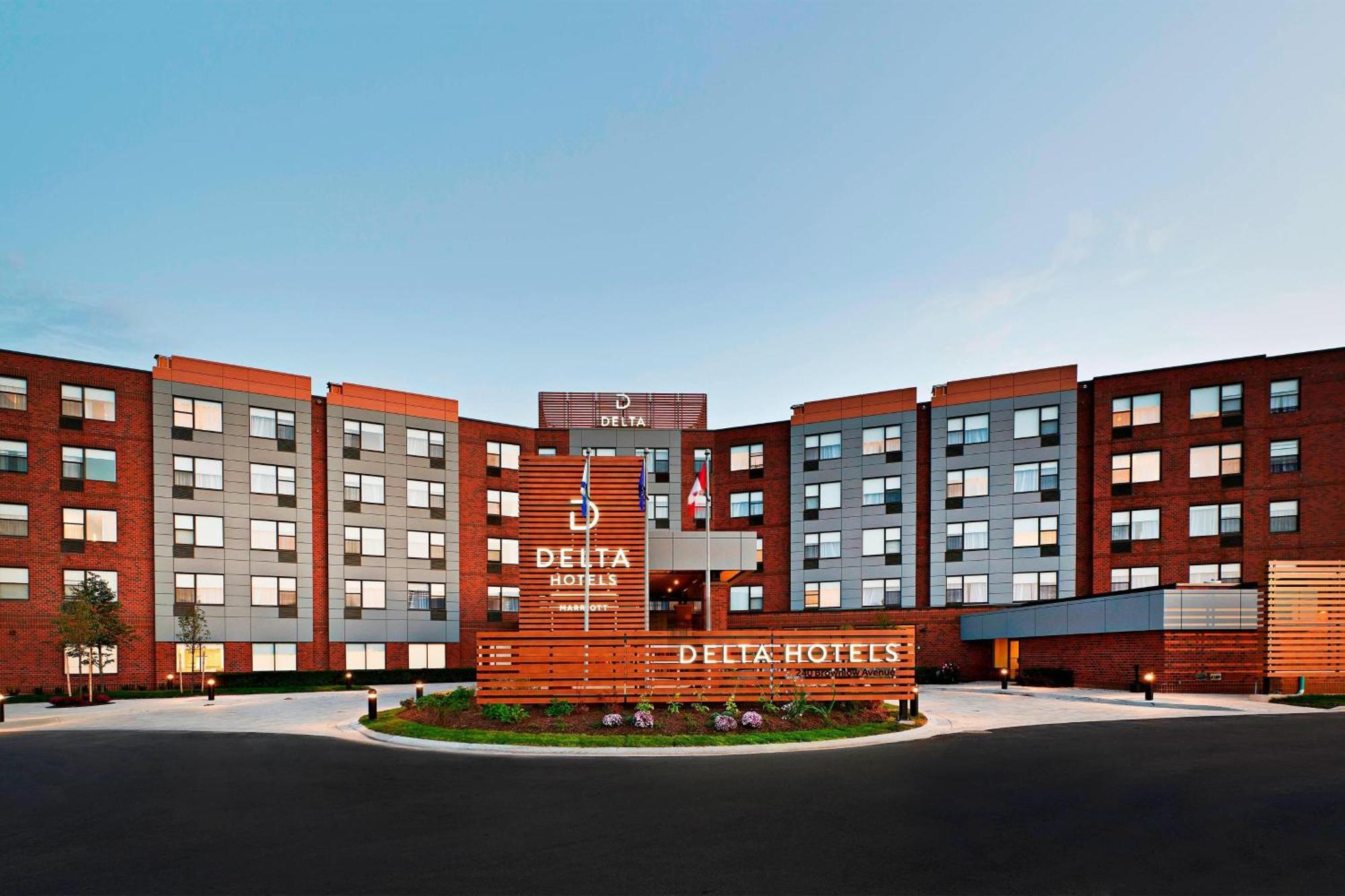 Delta Hotels By Marriott Dartmouth Zewnętrze zdjęcie