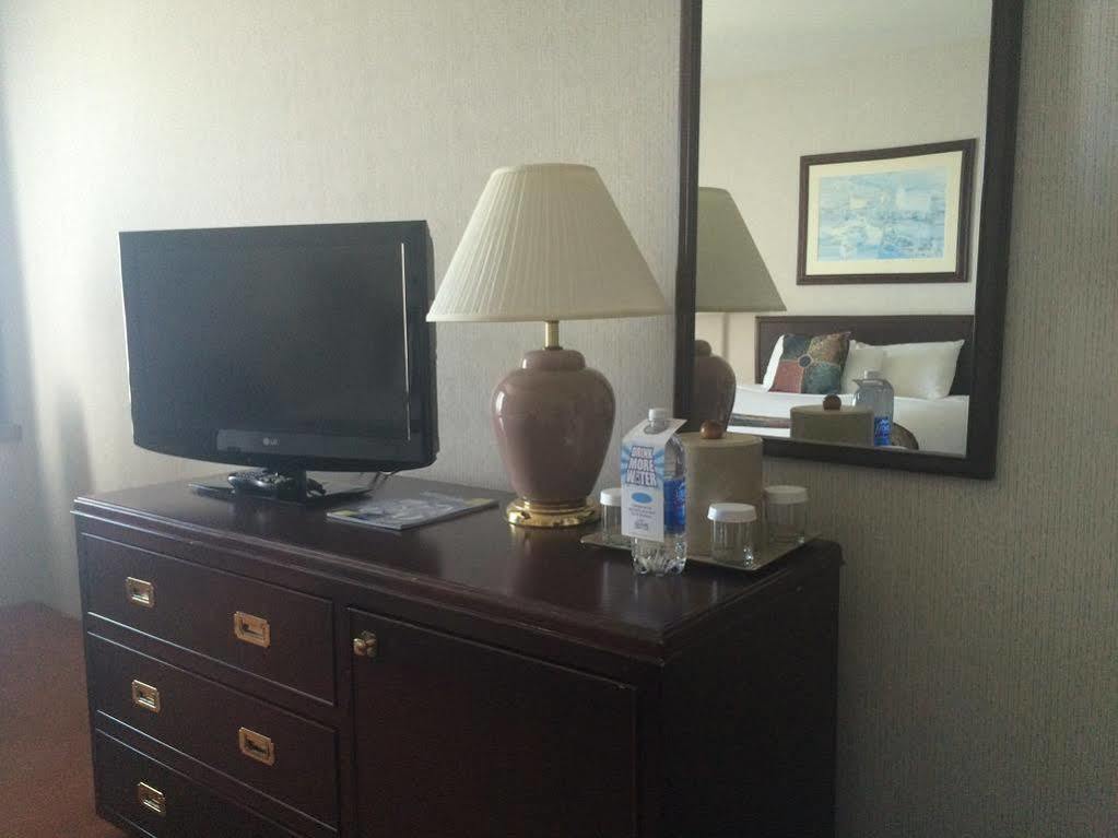 Delta Hotels By Marriott Dartmouth Zewnętrze zdjęcie