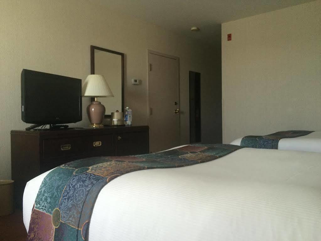 Delta Hotels By Marriott Dartmouth Zewnętrze zdjęcie