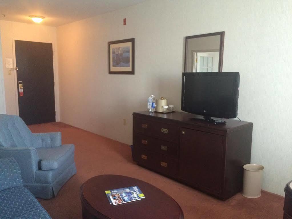 Delta Hotels By Marriott Dartmouth Zewnętrze zdjęcie